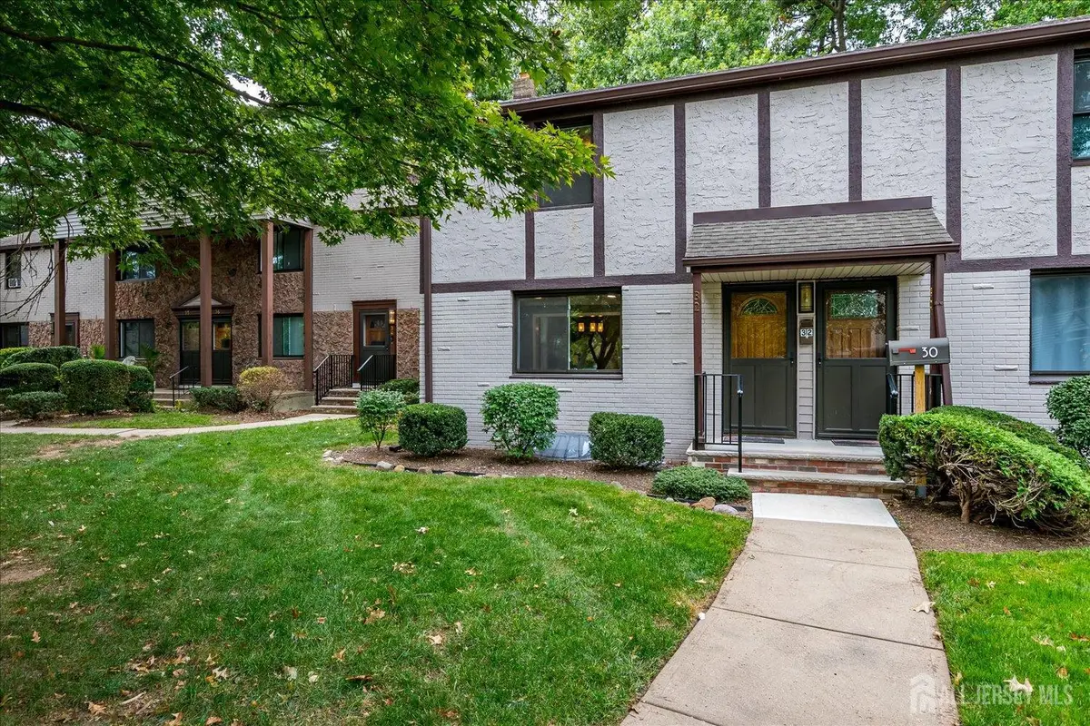 -32 Kate Lane, Metuchen, NJ 08840 - #1