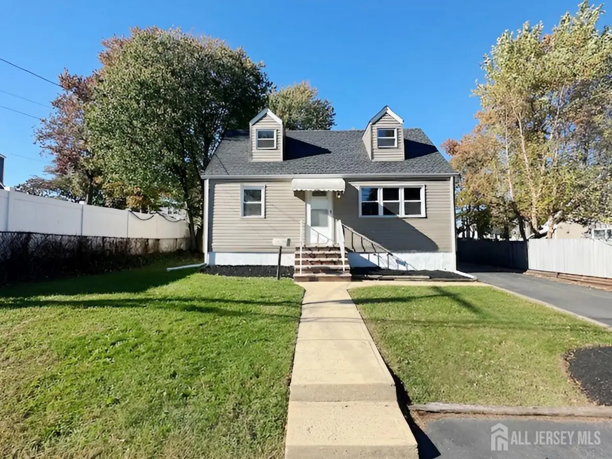 -125 Raritan Boulevard, Laurence Harbor, NJ 07735 - Image #1
