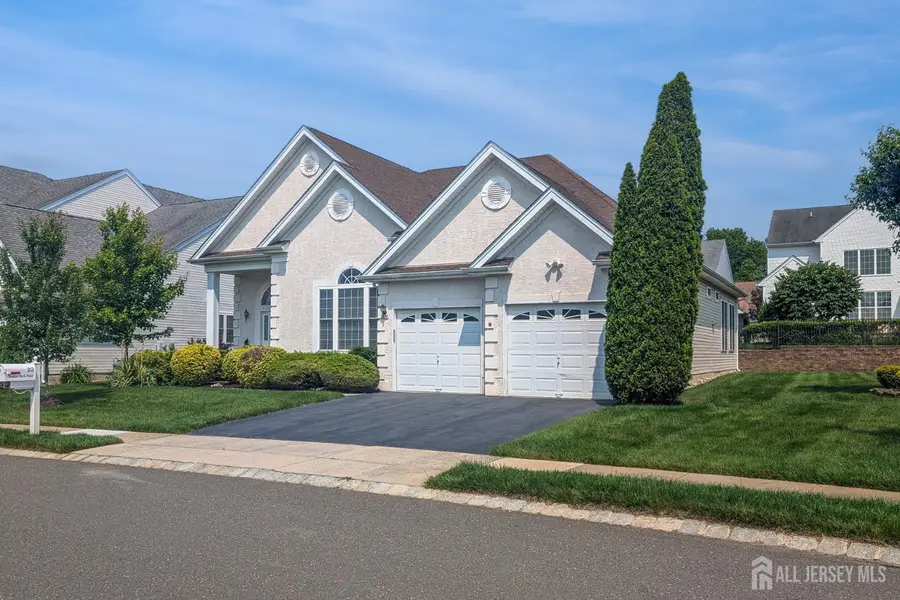 -23 Crooked Stick Place, Regency At Monroe, NJ 08831 - Image #2
