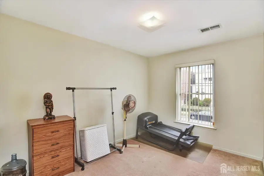 -389 Jeffries Street, Perth Amboy, NJ 08861 - Image #2