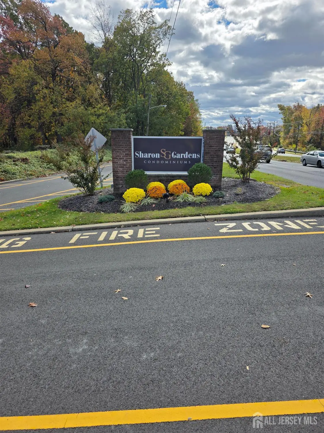 -206 Sharon Garden Court, Woodbridge Township, NJ 07095 - Image #1