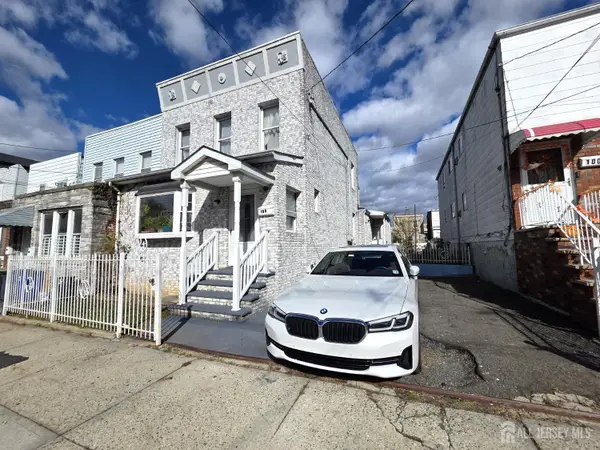 -102 Clendenny Avenue, Jersey City, NJ 07304