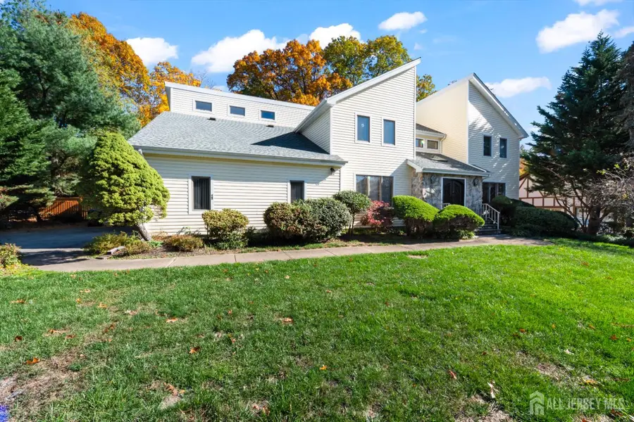 -15 Margaret Place, East Brunswick, NJ 08816 - Image #2