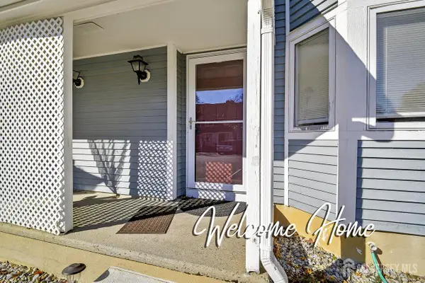 -21 Regal Drive, South Brunswick, NJ 08852