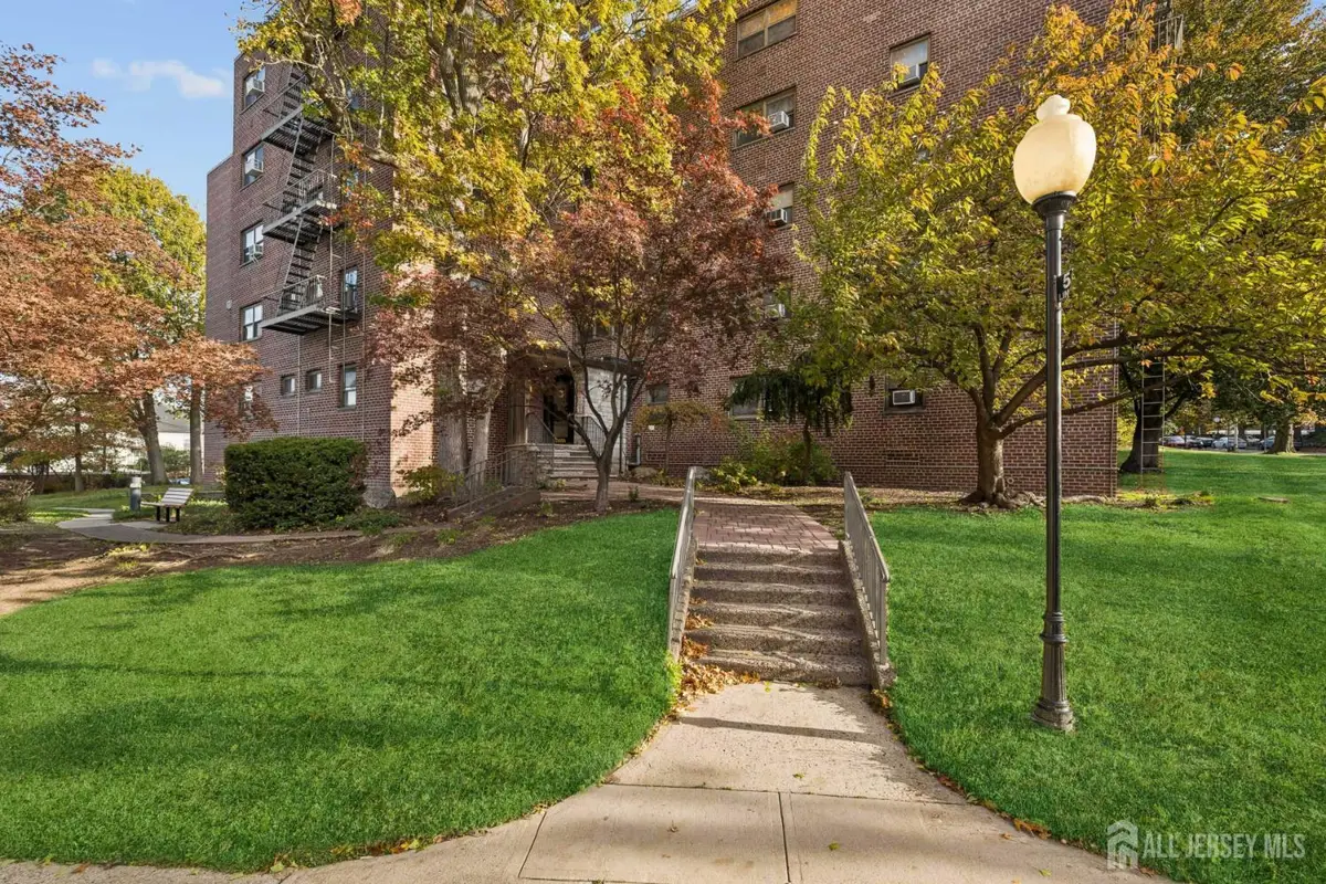 -501 Linwood Drive, Fort Lee, NJ 07024 - Image #1