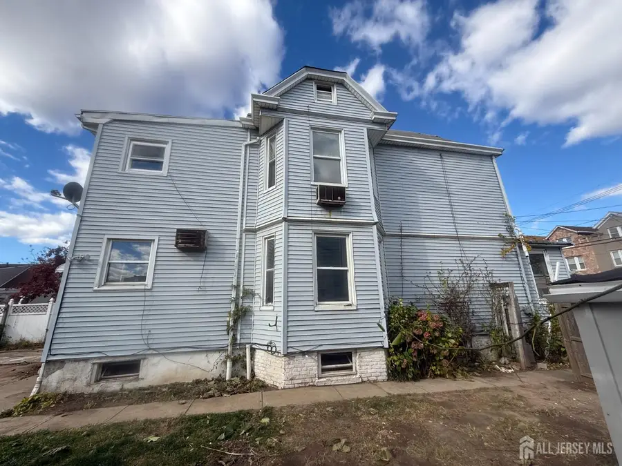 -185 Lewis Street, Perth Amboy, NJ 08861 - Image #2