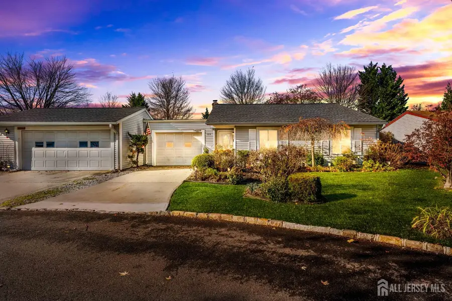 -52 Juniper Plaza #a, Clearbrook, NJ 08831 - Image #2