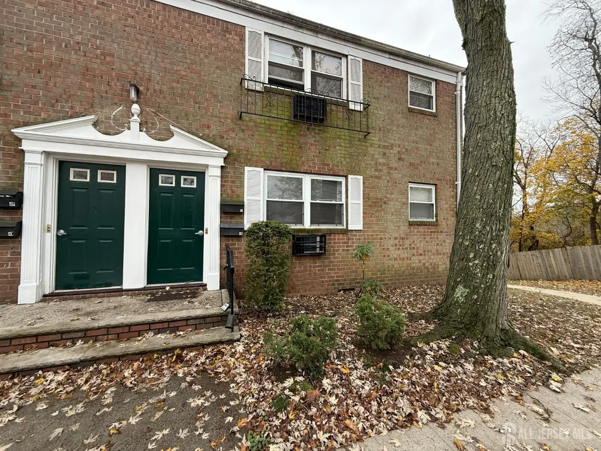 -289 Main Street #4Q, Spotswood, NJ 08884 - Image #1