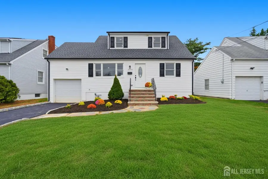 -2535 Standish Avenue, Union, NJ 07083 - Image #3