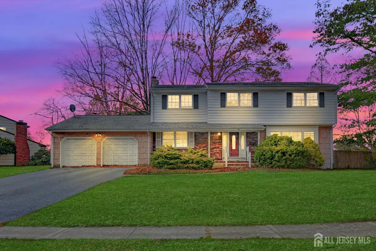 -9 Dexter Road, East Brunswick, NJ 08816 - Image #1