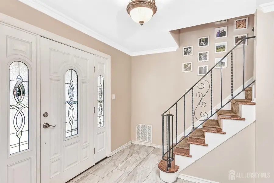 -9 Dexter Road, East Brunswick, NJ 08816 - Image #3