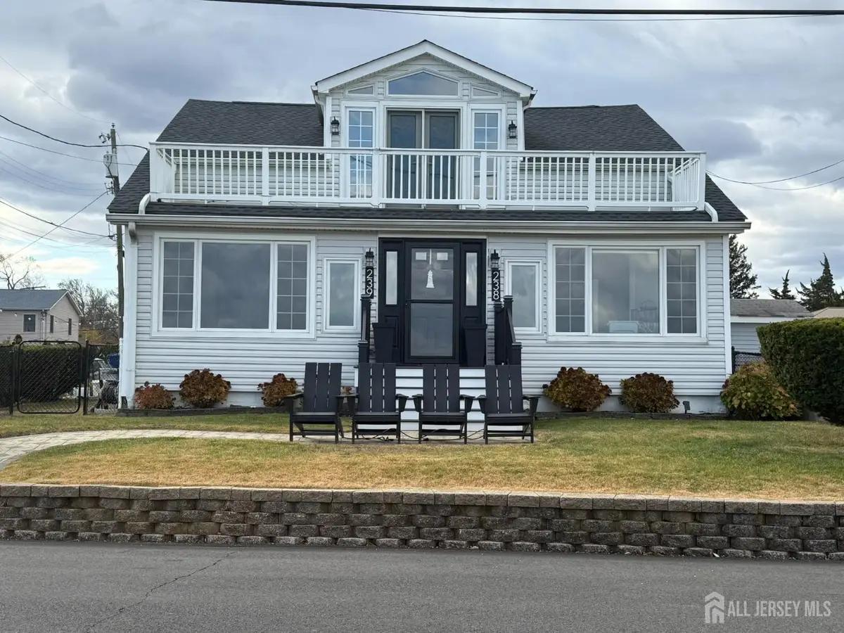 -238-239 Shoreland Circle, Laurence Harbor, NJ 08879 - #1
