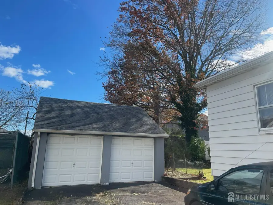 -128 Pershing Avenue, Carteret, NJ 07008 - Image #2