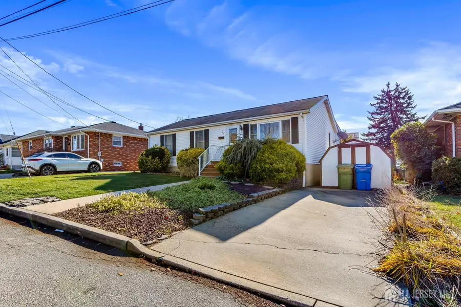 -122 Nickel Avenue, Sayreville, NJ 08872 - Image #3