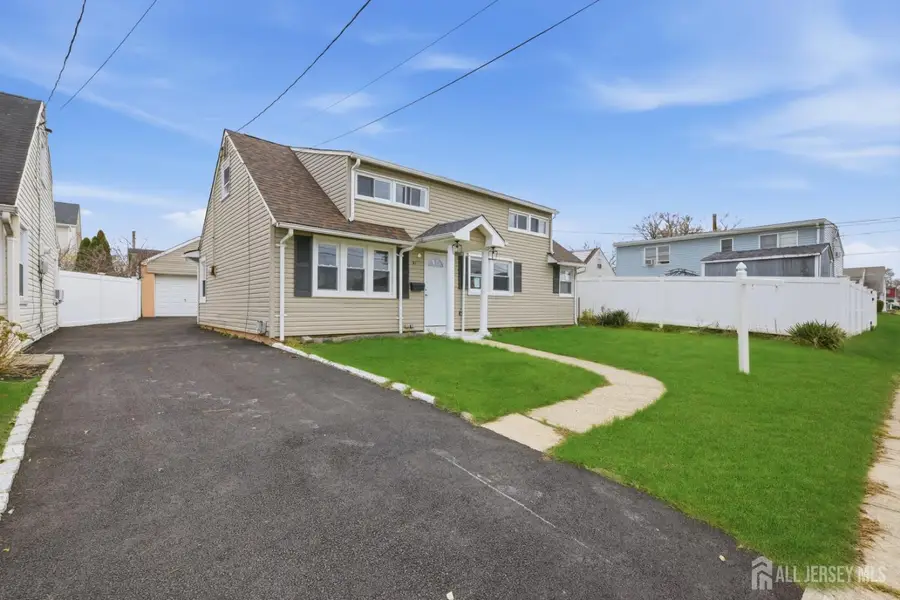-81 Hickory Street, Carteret, NJ 07008 - Image #3