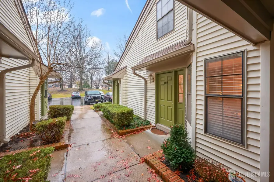 -305 Sunshine Court, Parlin, NJ 08859 - Image #3