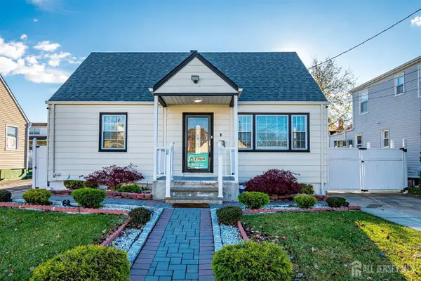 -14 Linden Street, Carteret, NJ 07008