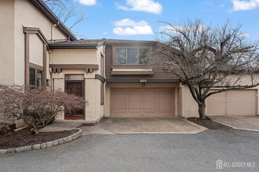 -625 Sayre Drive, Plainsboro, NJ 08540 - Image #3