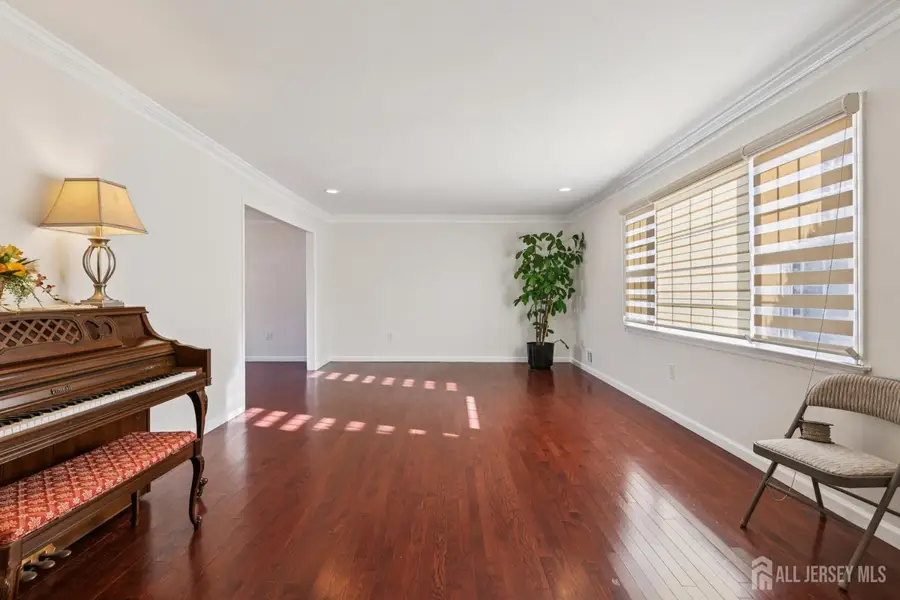 -2 Tiby Place, Deans, NJ 08852 - Image #3