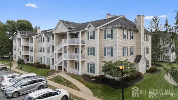 -251 Kempsey Drive, North Brunswick, NJ 08902