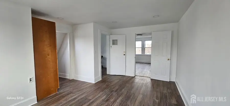 -212 3rd Street, Newark, NJ 07107 - Image #3