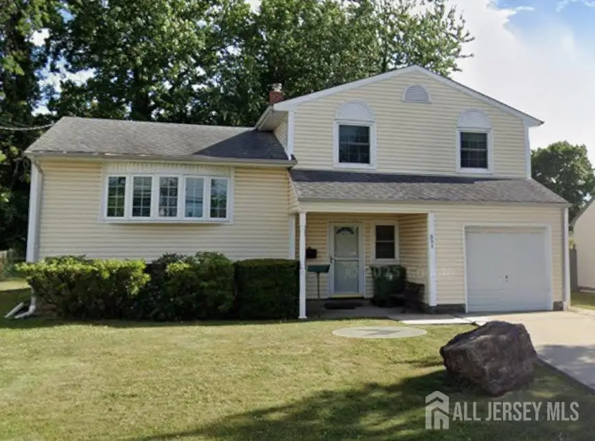-651 Franklin Drive, Perth Amboy, NJ 08861 - Image #1