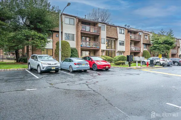 -1116 Edison Glen Terrace, Edison, NJ 08837