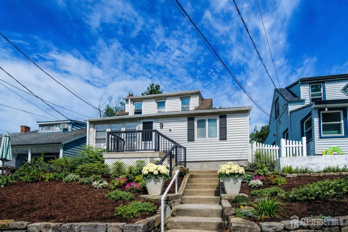 -9 Lakeview Avenue, Mount Olive, NJ 07828 - Image #1