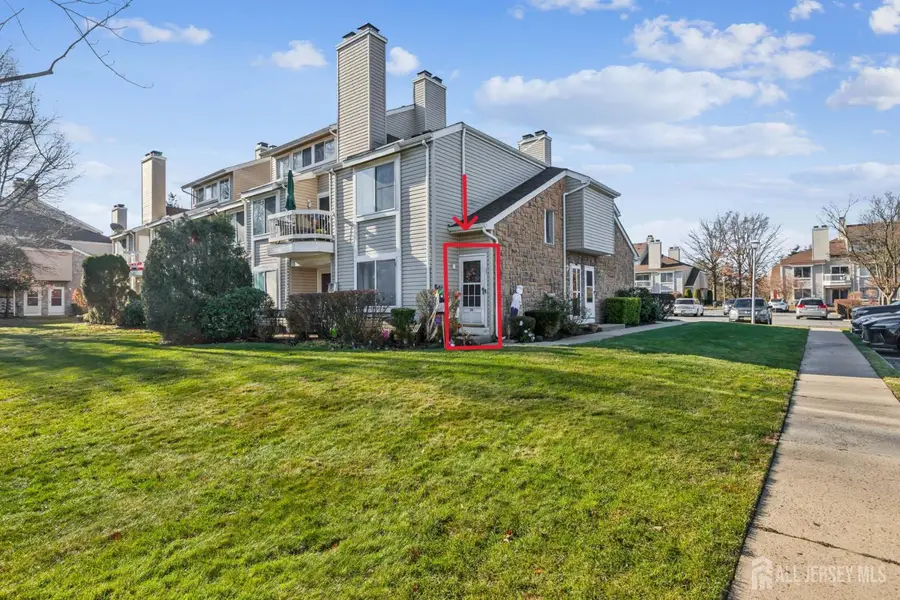 -36 Farnham Square, Parlin, NJ 08859 - #2