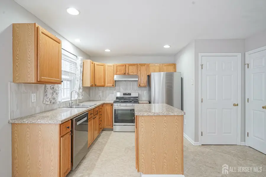 -604 Sangreal Court, Mantua, NJ 08051 - Image #2