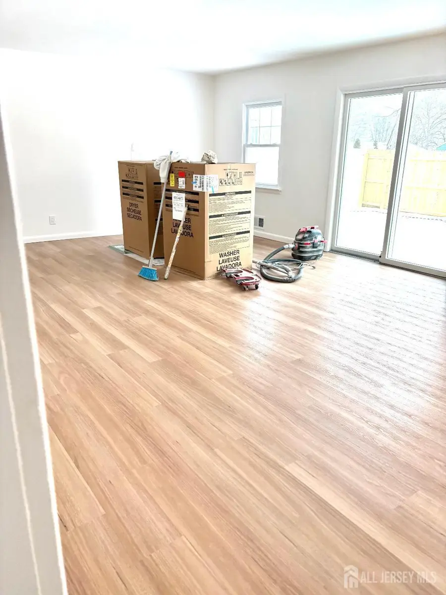 -42 Blvd E, Laurence Harbor, NJ 07735 - Image #3