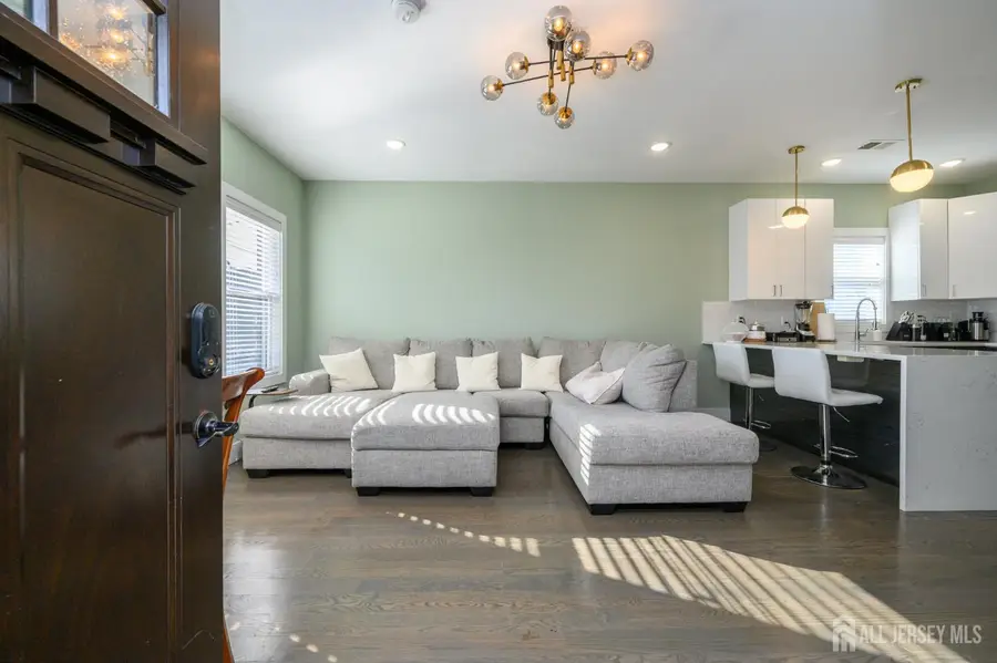 -197 Garfield Avenue, Jersey City, NJ 07305 - #3