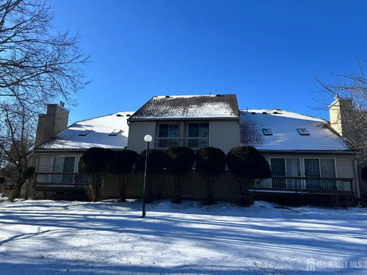 -75 Kelly Drive, Edison, NJ 08820 - #1