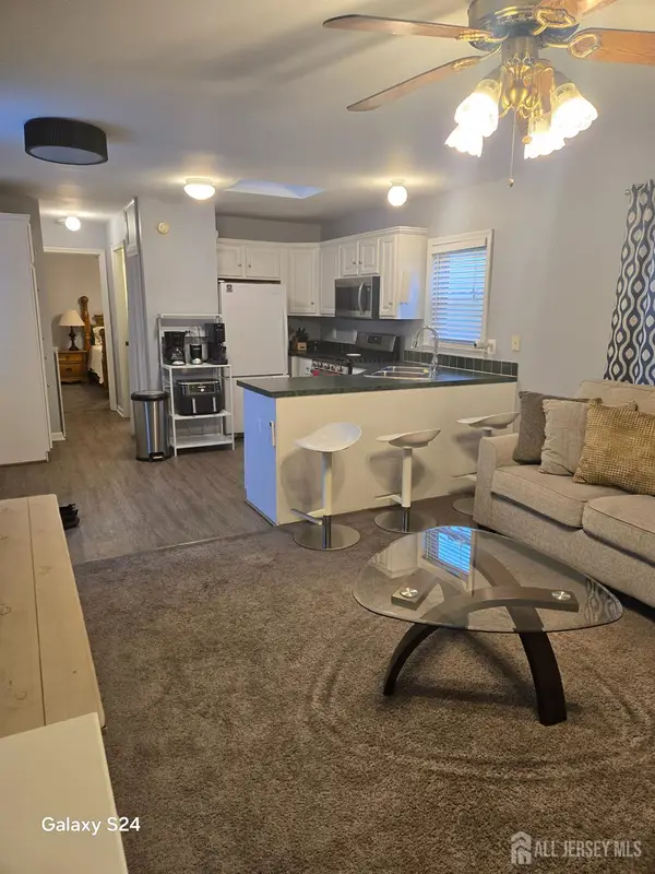 -7 Christiana Drive, Avenel, NJ 07001