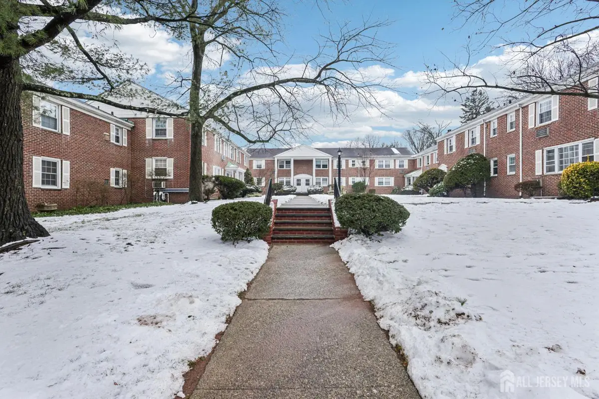 -445 Morris Avenue #11D, Springfield, NJ 07081 - Image #1