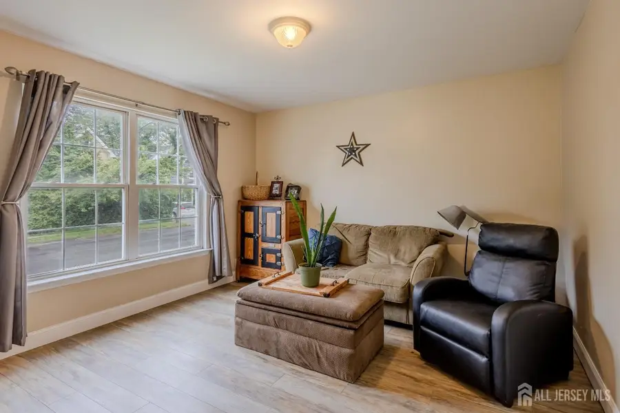 -250 Whittier Avenue, Dunellen, NJ 08812 - Image #2