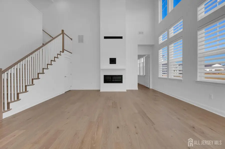 -30 Ross Lane, Cranbury, NJ 08512 - Image #3