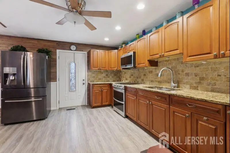 -1 Gorczyca Place, Sayreville, NJ 08879 - #2