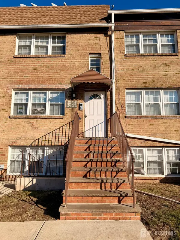 -413 College Drive, Edison, NJ 08817