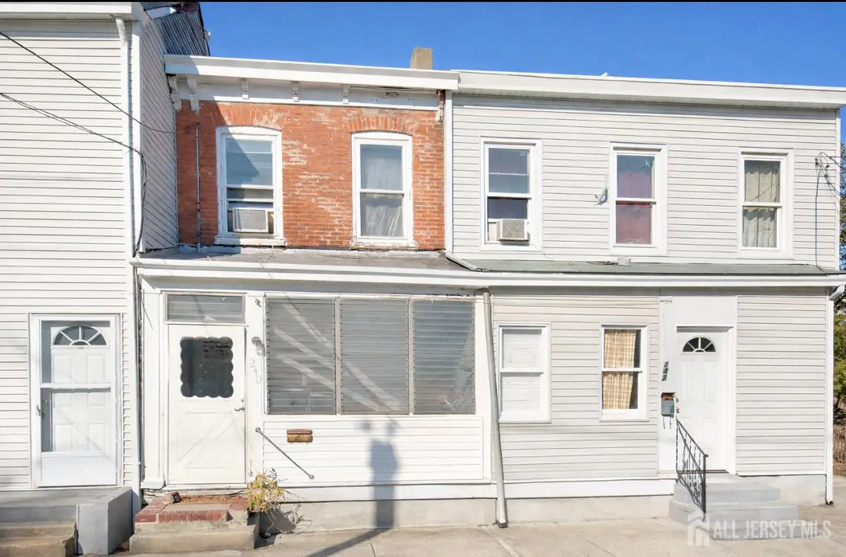 -240 Rusling Street, Trenton, NJ 08611 - #1