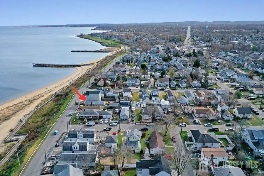 -141 Shoreland Circle, Laurence Harbor, NJ 08879 - Image #2