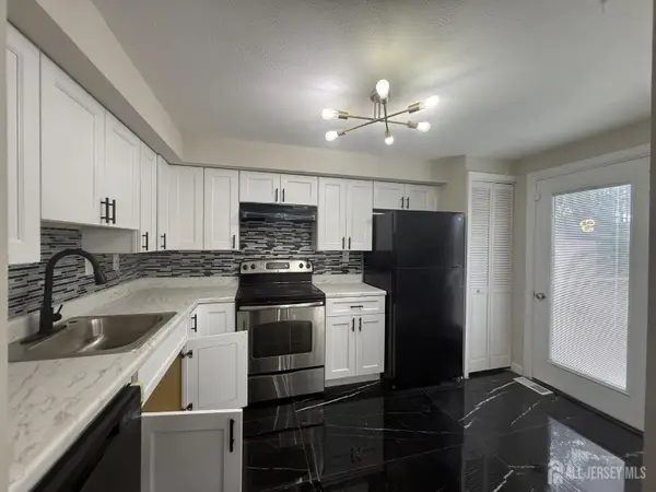 -14 James Cubberly Court, Trenton, NJ 08610