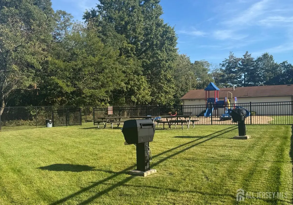 -528 Cricket Lane, Woodbridge Township, NJ 07095 - Image #1