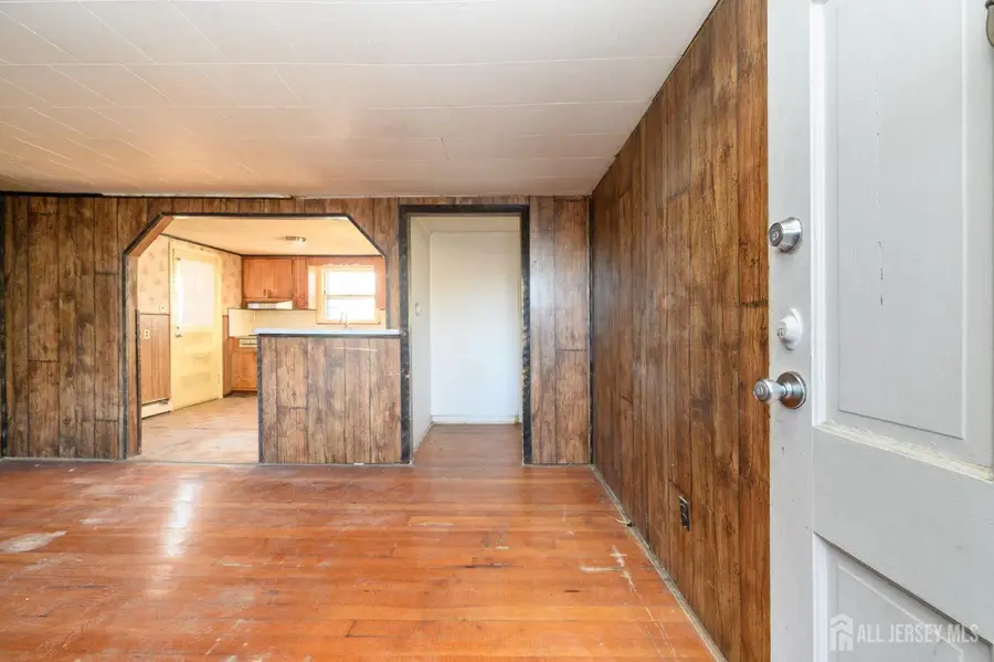 -49 Navajo Avenue, Lake Hiawatha, NJ 07034 - Image #3