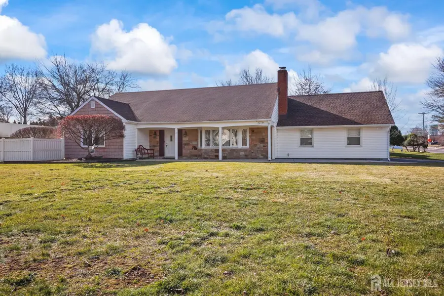 -2 Varnum Lane, Manalapan, NJ 07726 - #3