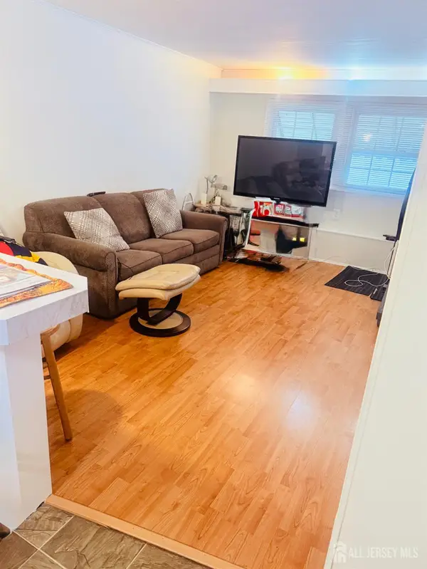 -26 Dabert Street #K13, Carteret, NJ 07008