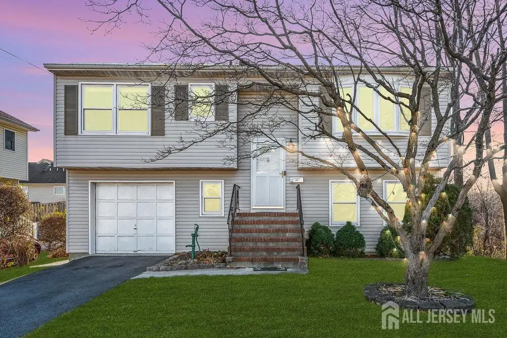 -261 Catherine Street, South Amboy, NJ 08879 - Image #1