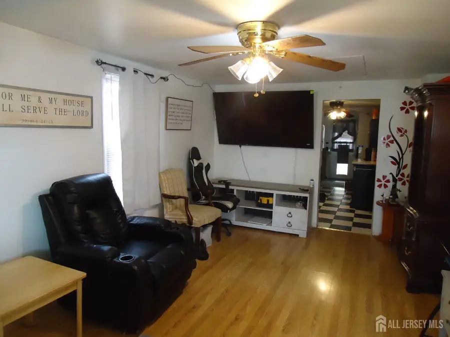 -720 Mary Street, Perth Amboy, NJ 08861 - #2