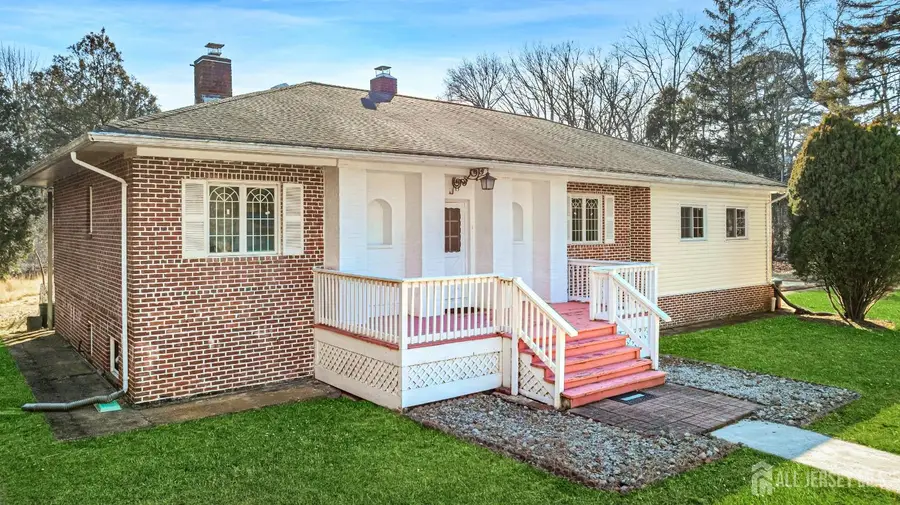 -321 Manalapan Road, Spotswood, NJ 08884 - Image #2