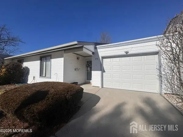 -97 Salix Plaza, Monroe, NJ 08831